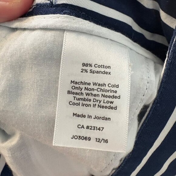 Talbots Women's Nautical Coastal Navy Striped Button Detail Sailor Short Size 14 - Picture 10 of 12